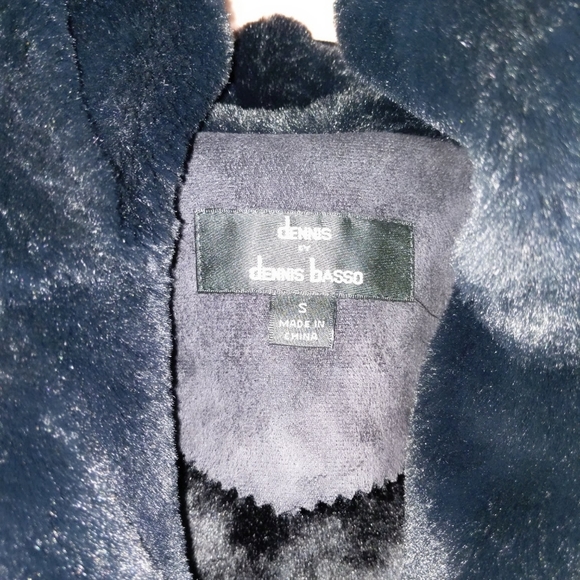 Dennis Basso black plush faux fur coat with hood size Small - Picture 9 of 15